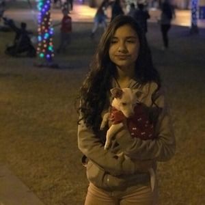 Meet your Posher, Perla